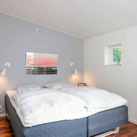3 Bedroom Amazing In Ålbæk
